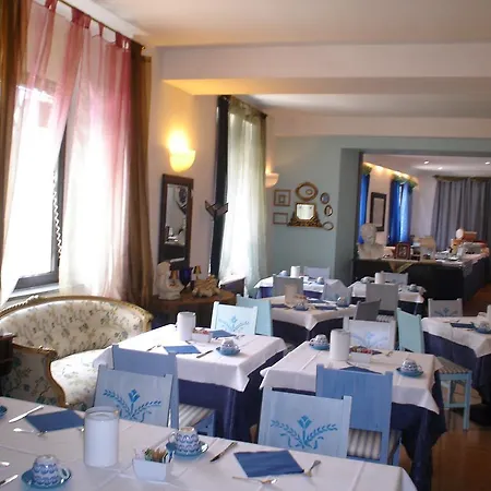 Plinio Hotel 3*