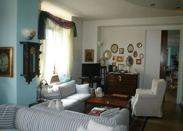 מלון Plinio לאליו