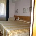 Plinio 3* Laglio