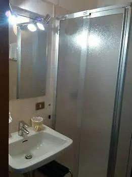 Plinio Otel 3*